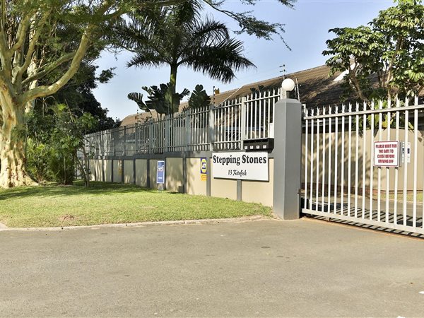 1 Bedroom Flat 1 Bedroom Flat