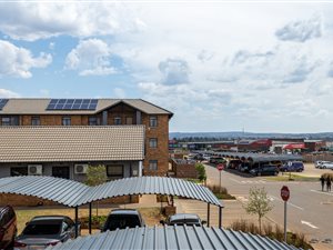 1 Bed Apartment in Alberton