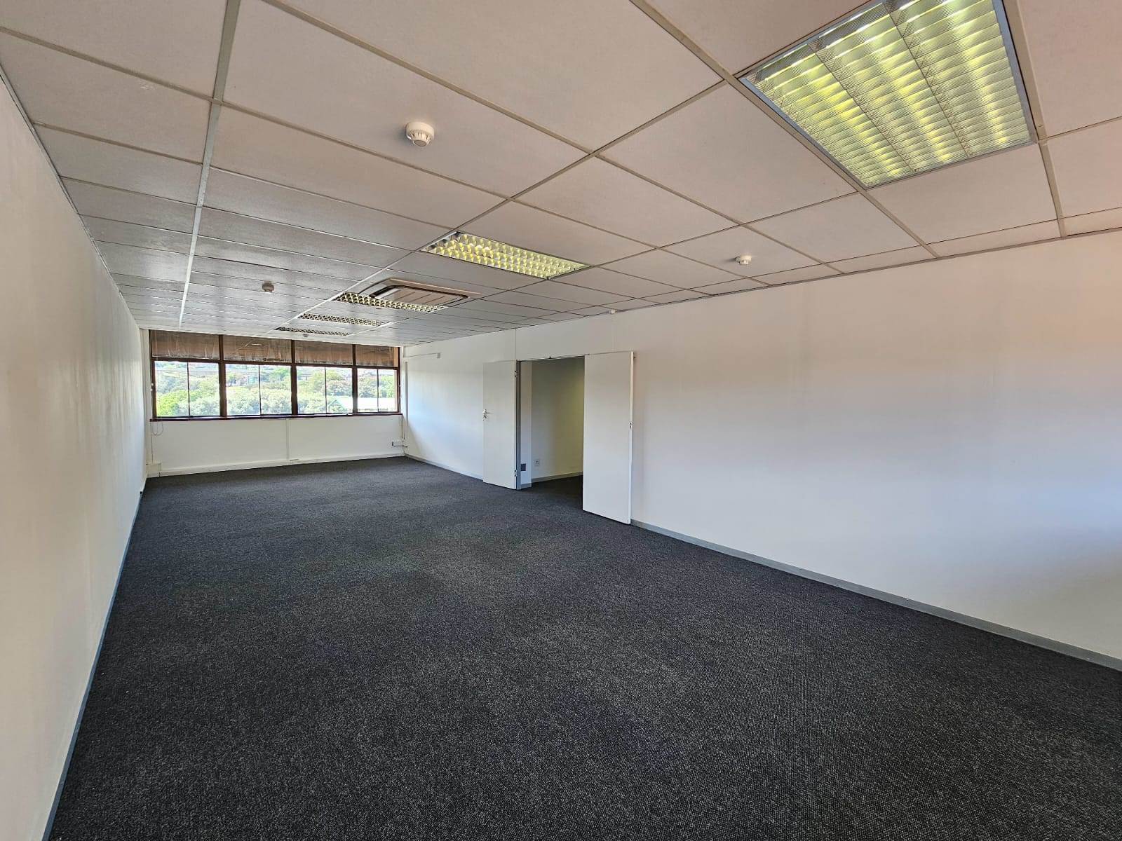 545  m² Commercial space in Centurion CBD photo number 13