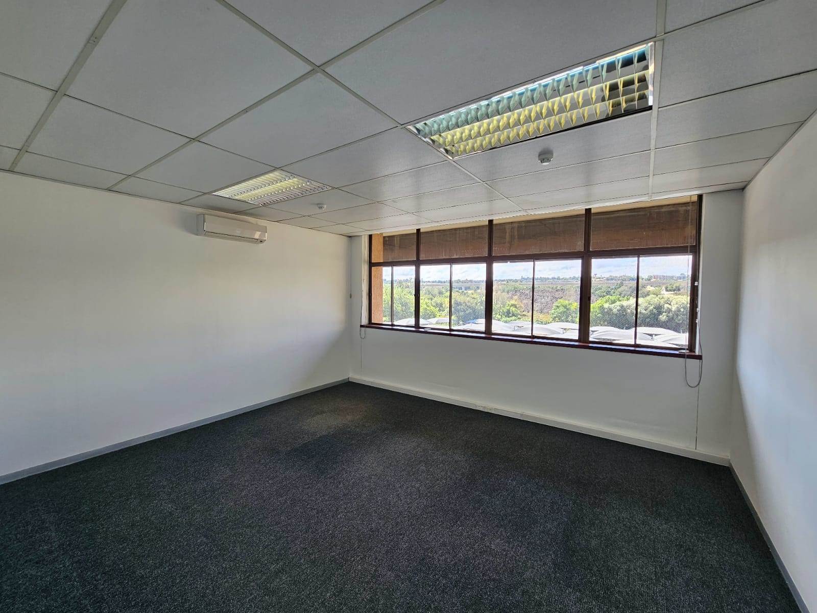 545  m² Commercial space in Centurion CBD photo number 10