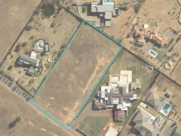 8 933 m² Land 8 933 m² Land