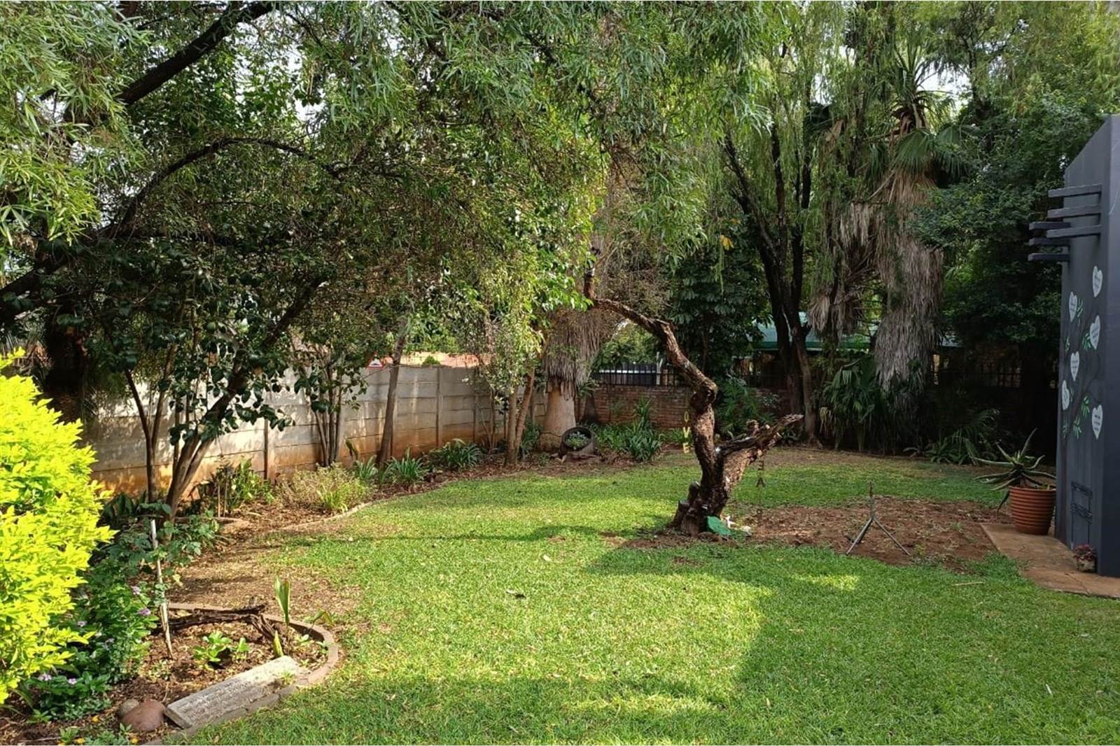 4 Bed House in Impala Park photo number 4