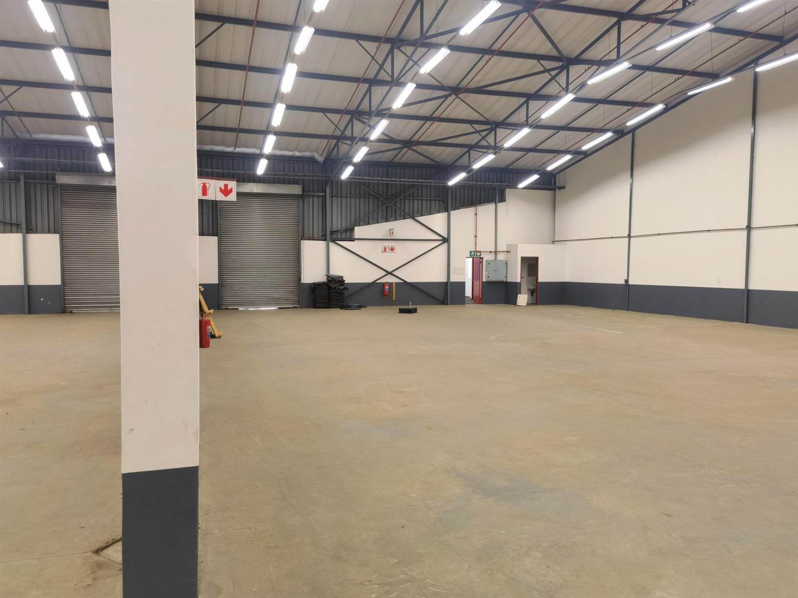 551  m² Industrial space in Silverton photo number 3