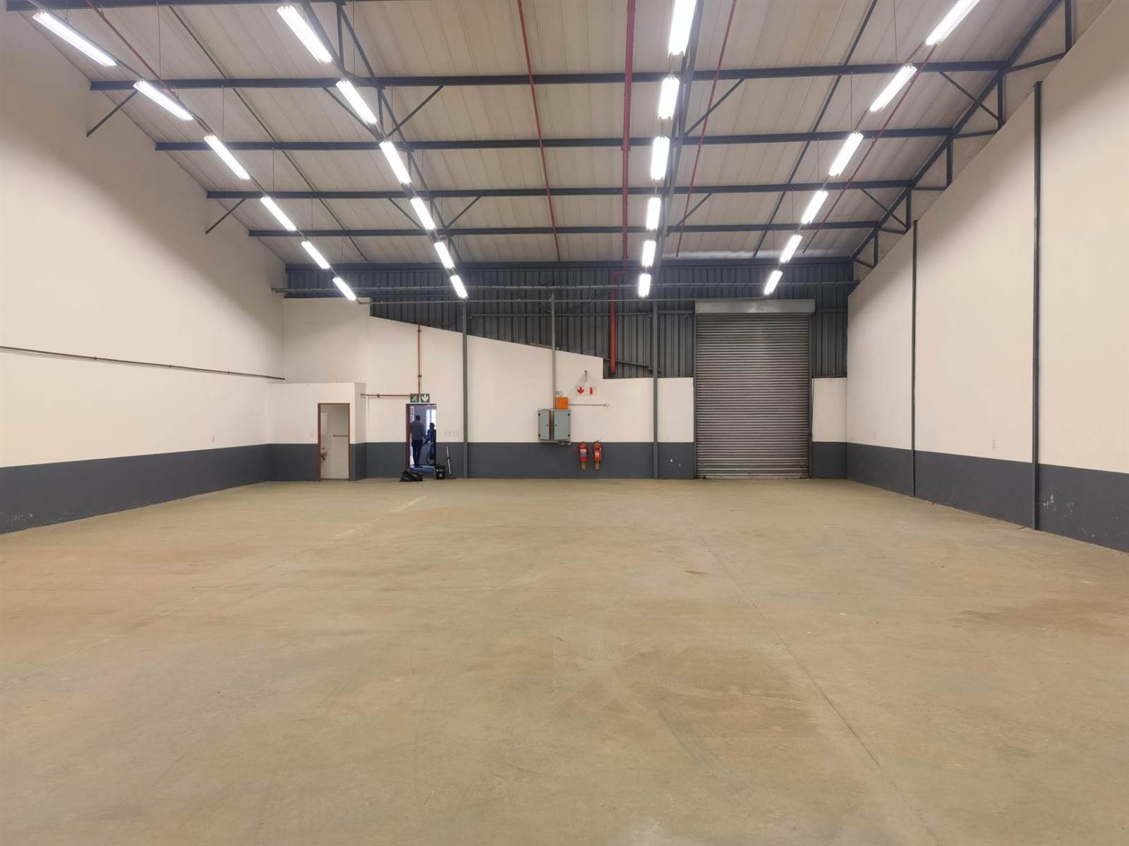 551  m² Industrial space in Silverton photo number 2