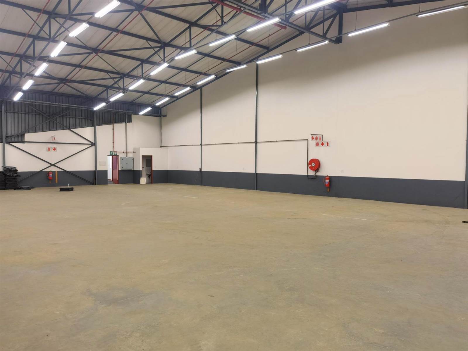 551  m² Industrial space in Silverton photo number 4