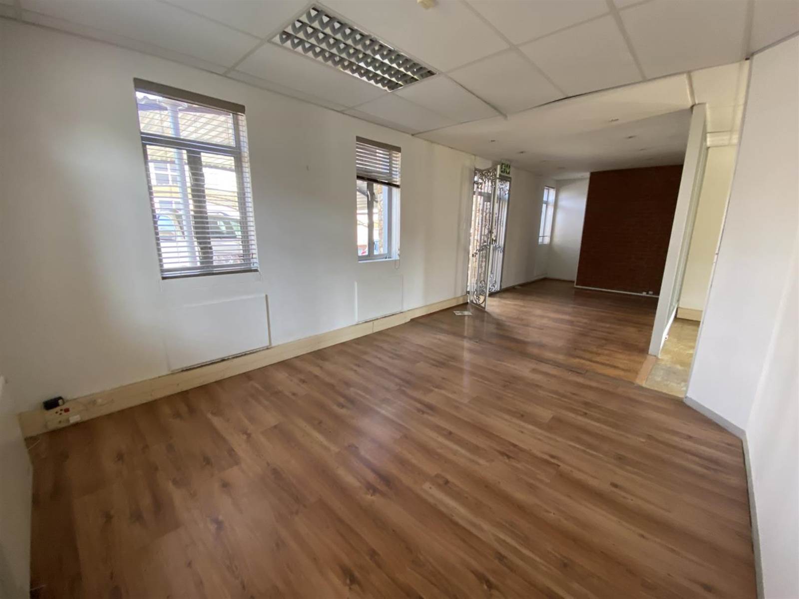 200  m² Office Space in Route 21 Business Park photo number 6
