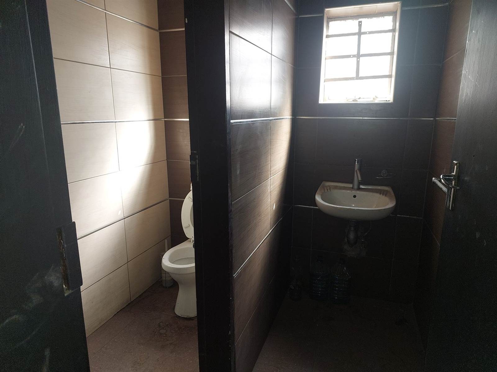 1000 m² Land available in Kroonstad photo number 8
