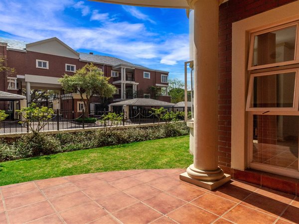 2 Bed Apartment in Melrose North