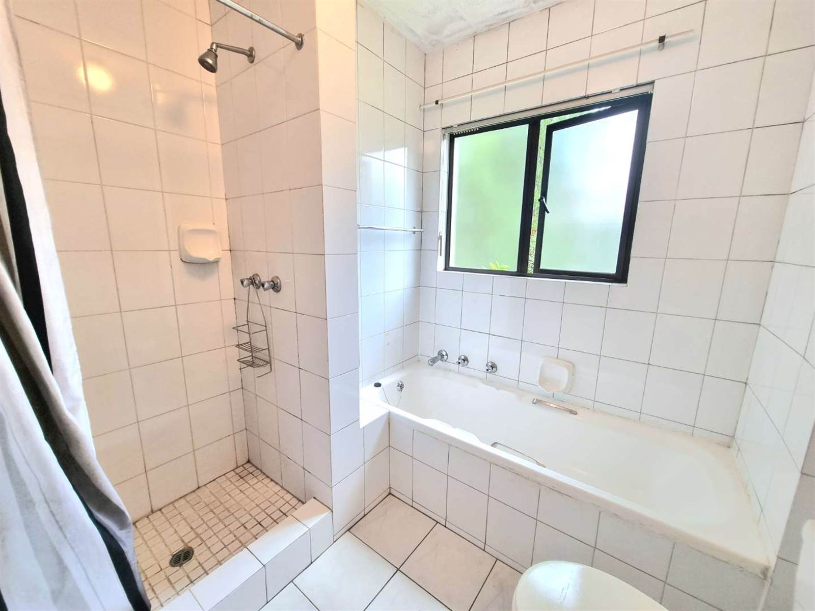 2 Bed Apartment in Hoogland photo number 7