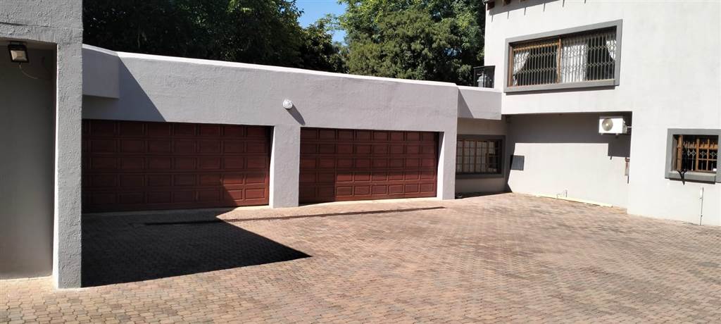 12 Bed House in Raslouw photo number 4