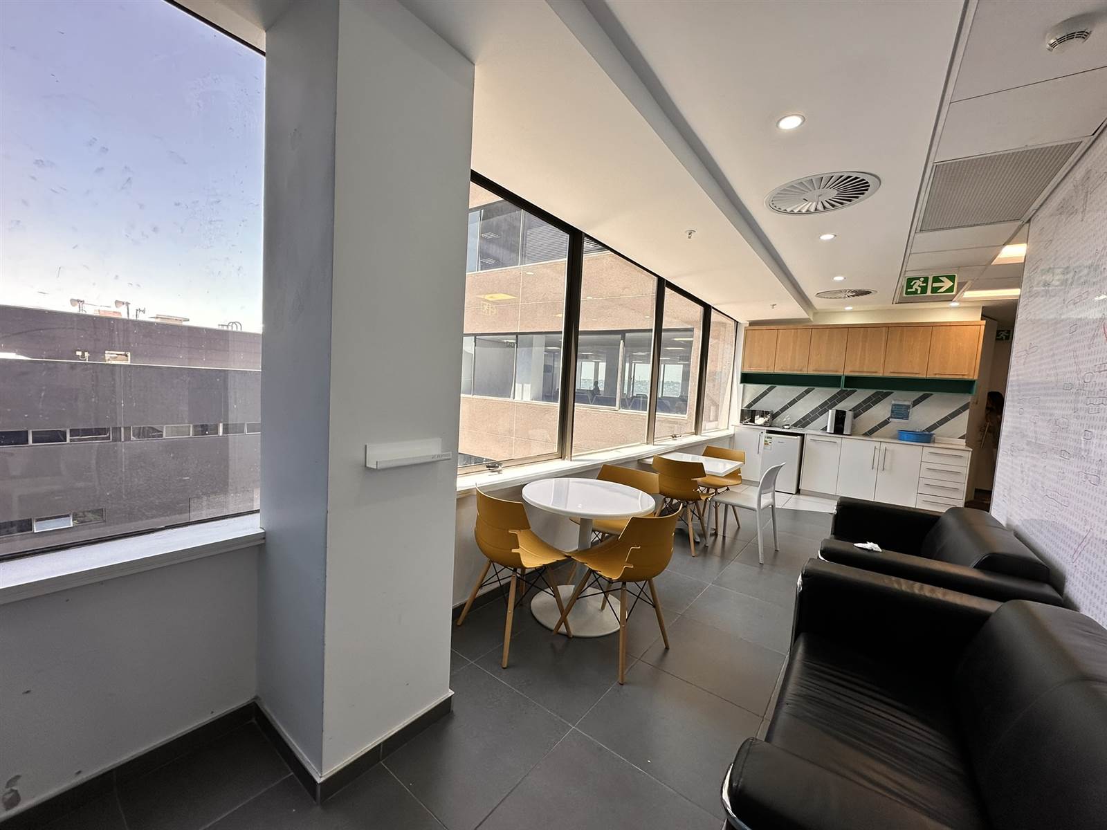 1033  m² Commercial space in Rosebank photo number 24