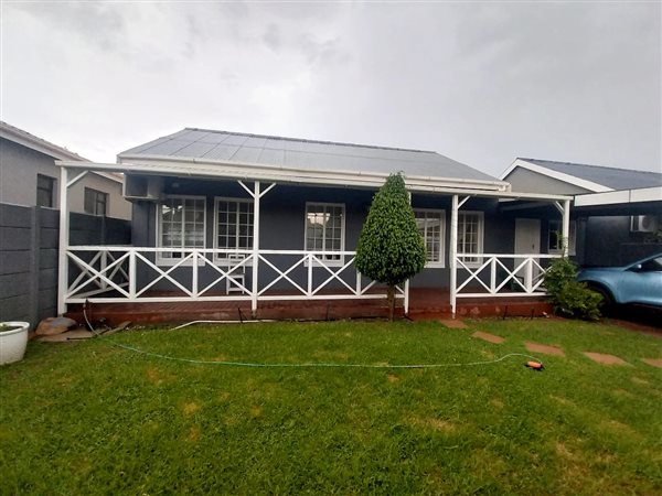 3 Bedroom House 3 Bedroom House