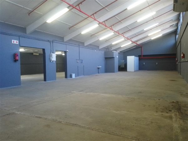 550  m² Industrial space