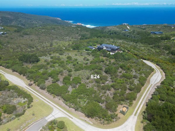4636 m² Land available in Pezula Private Estate
