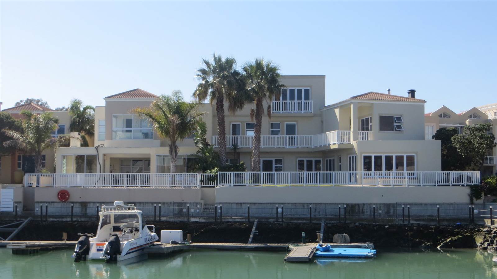5 Bed House in Harbour Island photo number 2