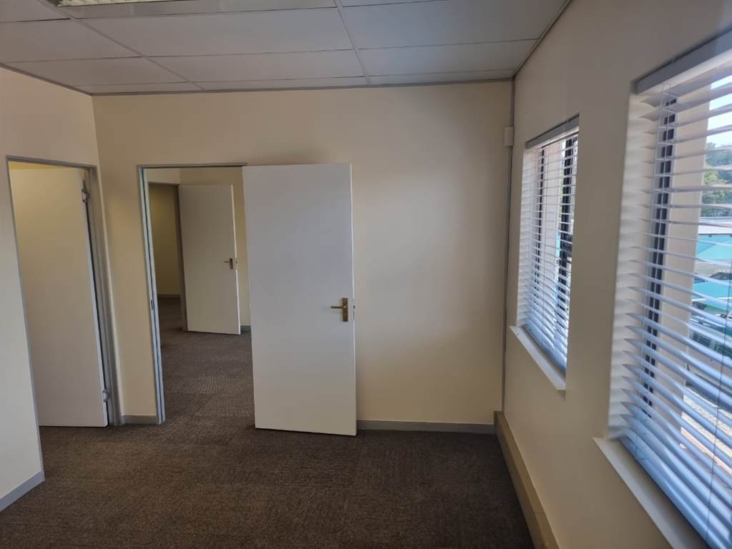 125  m² Commercial space in Northmead photo number 2