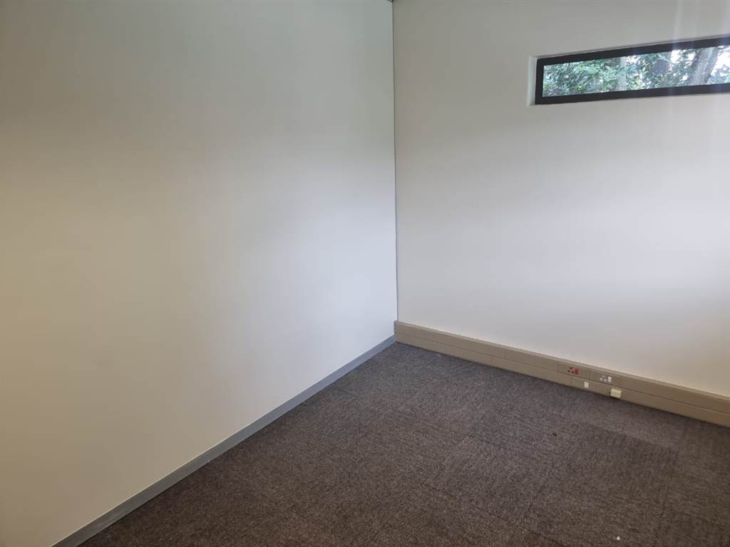 125  m² Commercial space in Northmead photo number 9