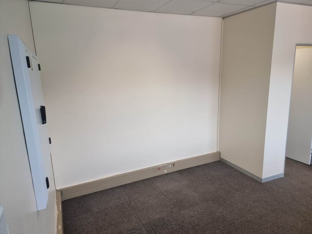 125  m² Commercial space in Northmead photo number 6