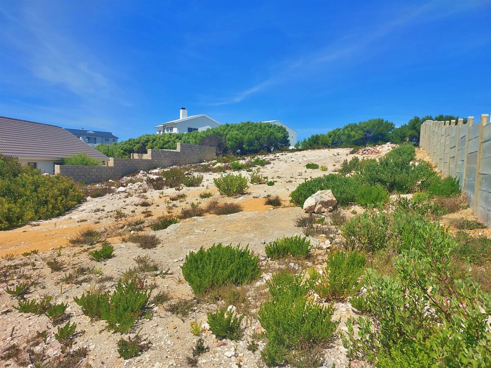 700 m² Land available in Struisbaai photo number 2