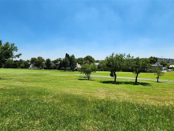 970 m² Land available in Dainfern Golf Estate