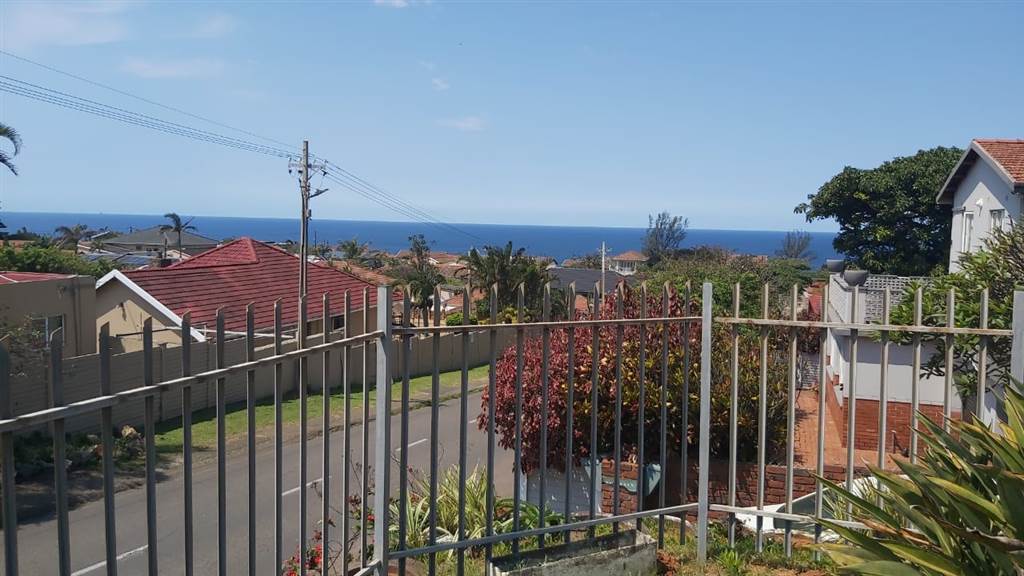 4 Bed House in Ocean View photo number 24