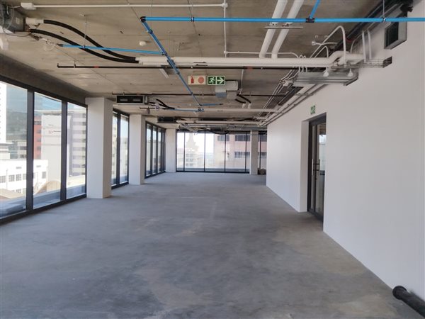 2 073  m² Office Space