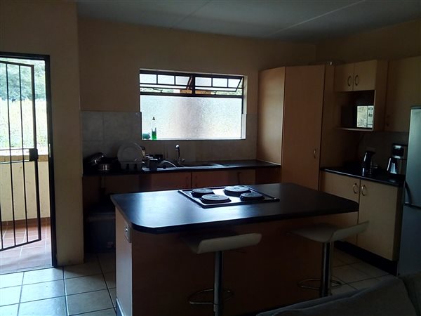 2 Bed Townhouse in Midridge Park