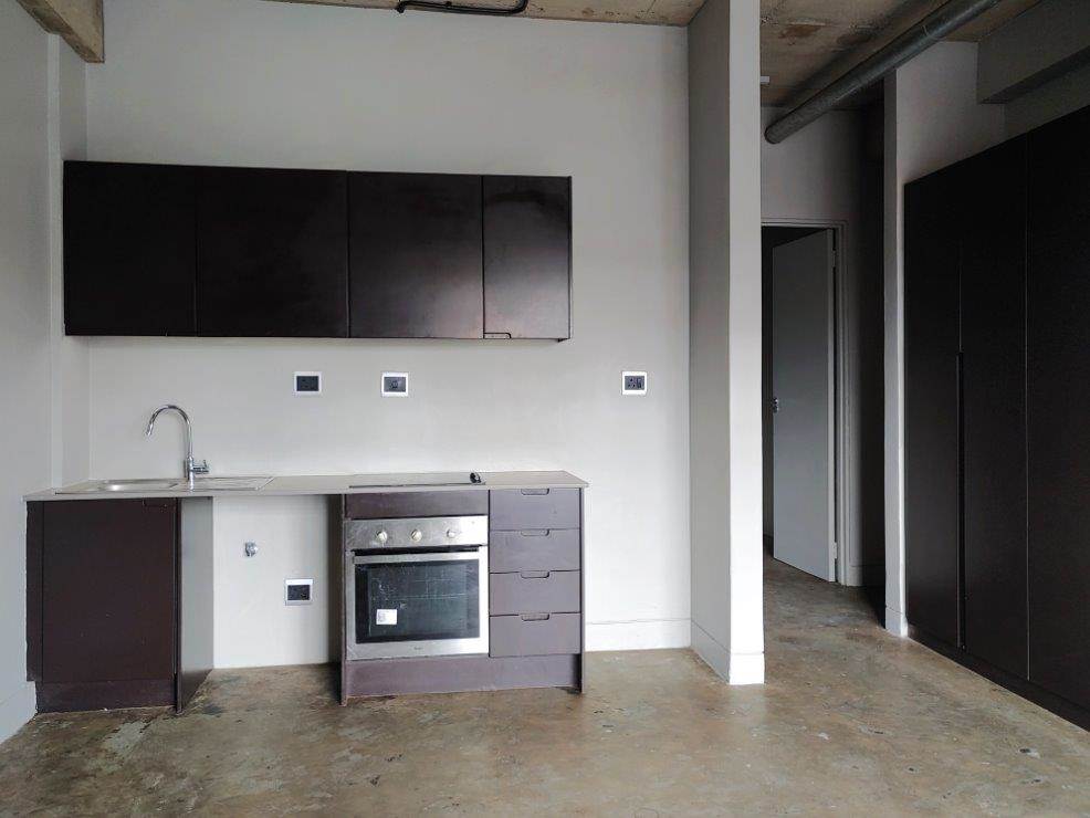 1 Bed Apartment in Maboneng photo number 4