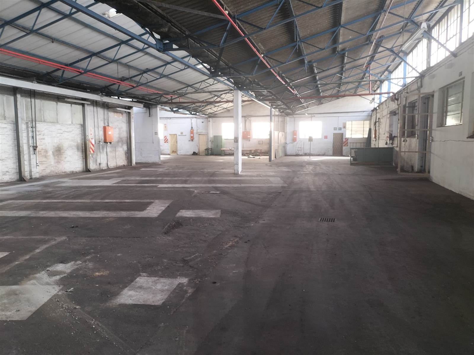 961  m² Industrial space in New Germany photo number 5