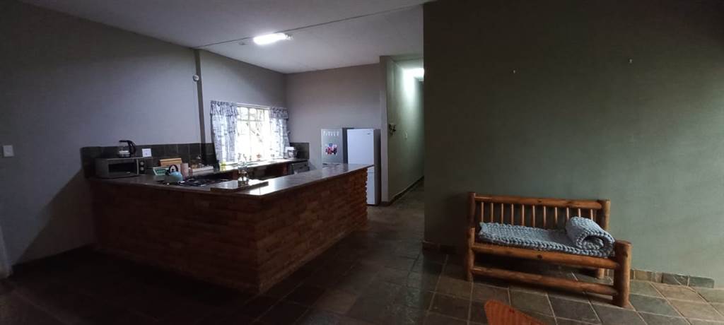 3 Bed House in Strydfontein and surrounds photo number 24