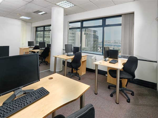 820  m² Office Space in Cape Town City Centre