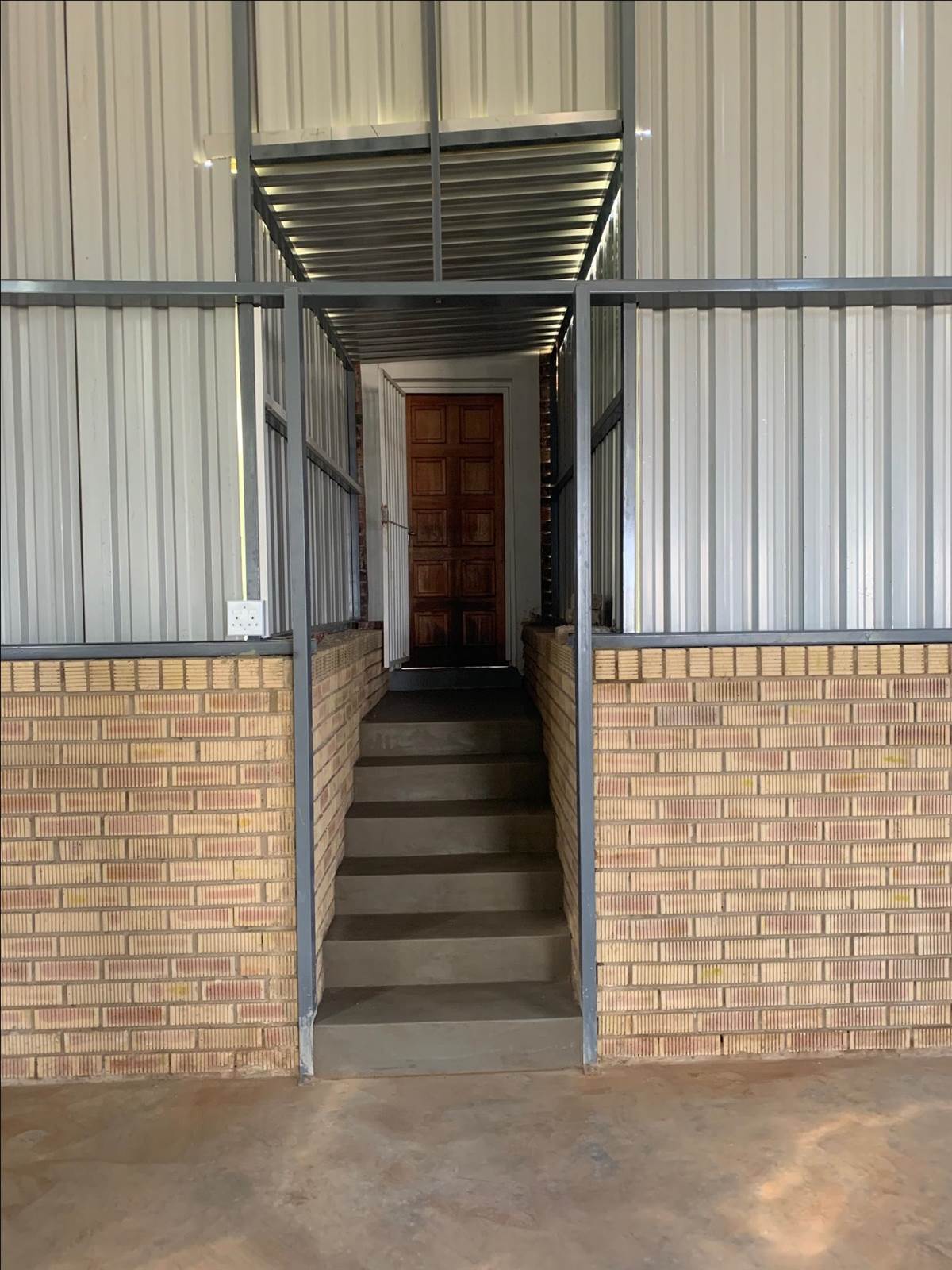 450  m² Industrial space in Kempton Park Central photo number 3