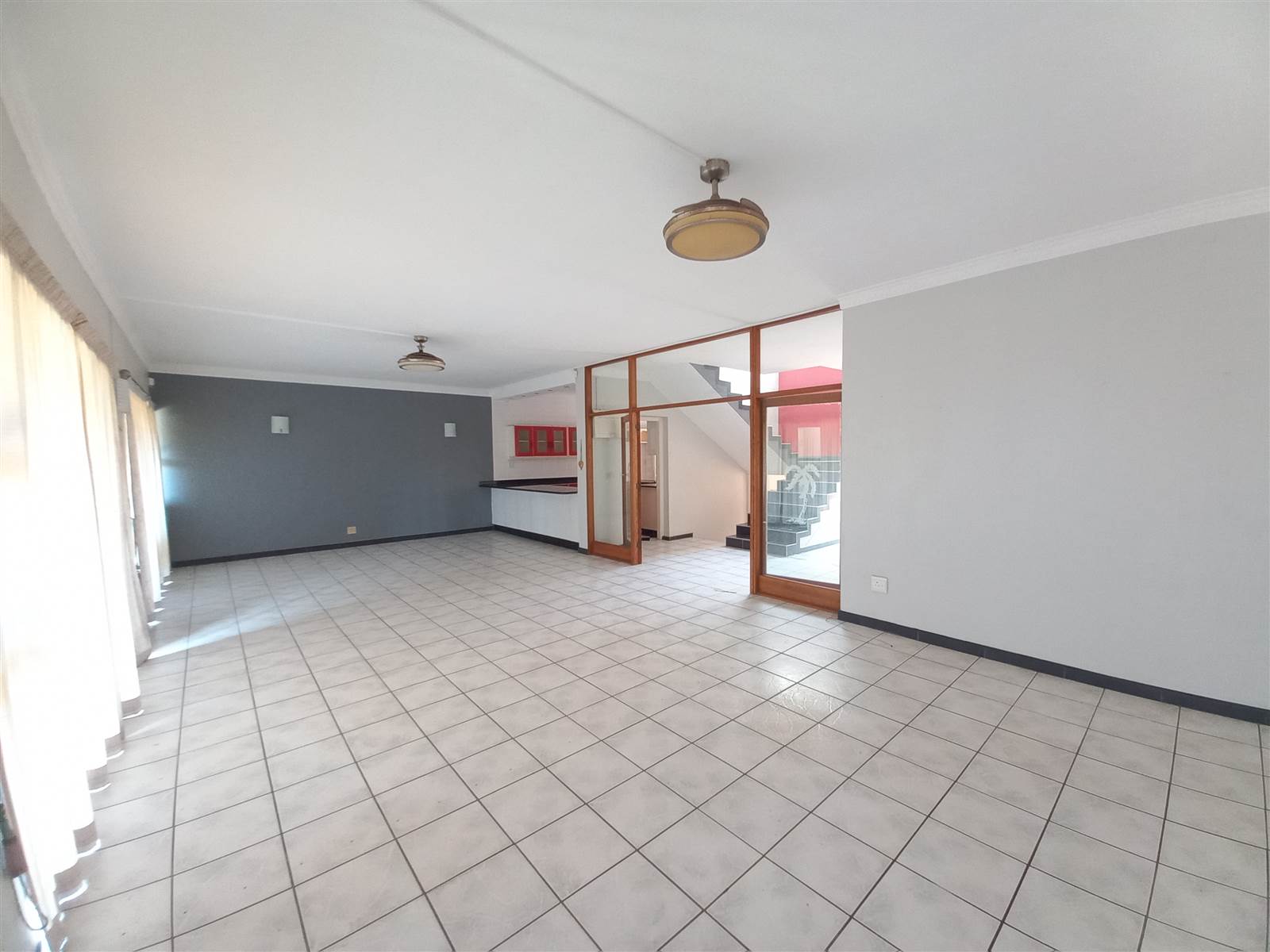 4 Bed Townhouse in Scottburgh South photo number 12