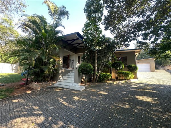 4 Bedroom House 4 Bedroom House