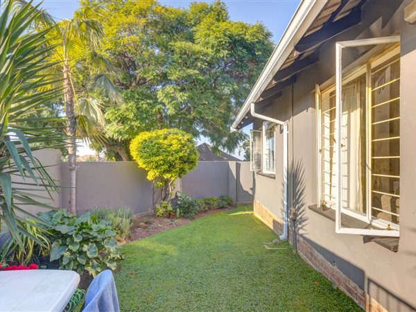 2 Bedroom Townhouse 2 Bedroom Townhouse