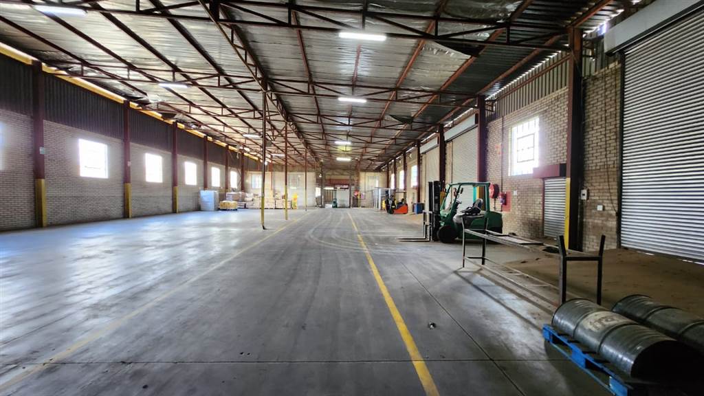4765  m² Industrial space in Pretoria West photo number 16