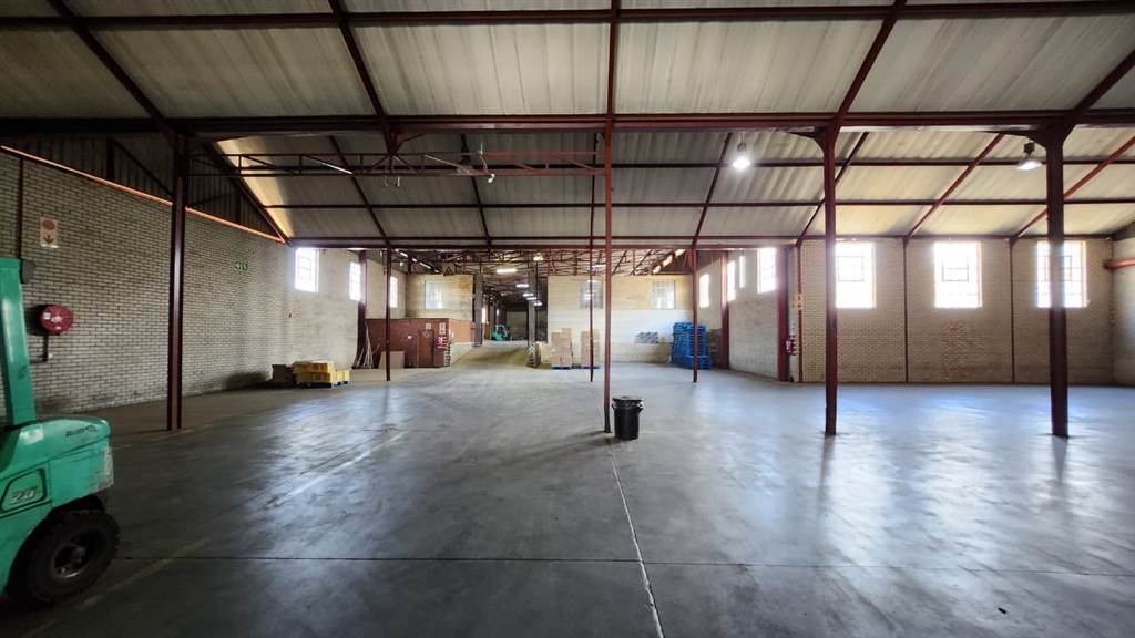 4765  m² Industrial space in Pretoria West photo number 5