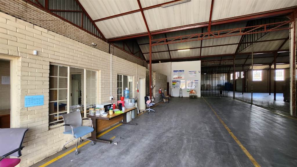 4765  m² Industrial space in Pretoria West photo number 4