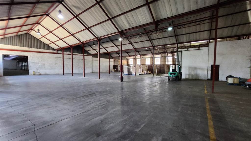 4765  m² Industrial space in Pretoria West photo number 9