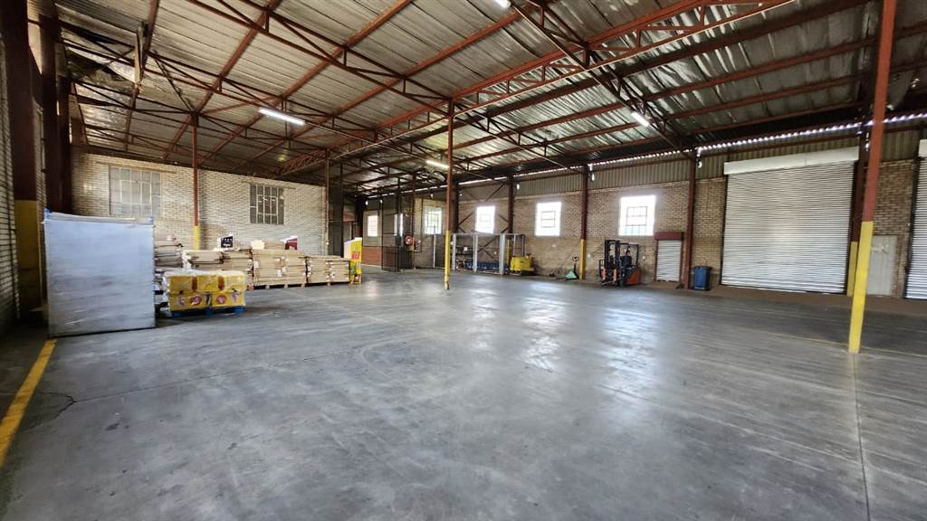 4765  m² Industrial space in Pretoria West photo number 13