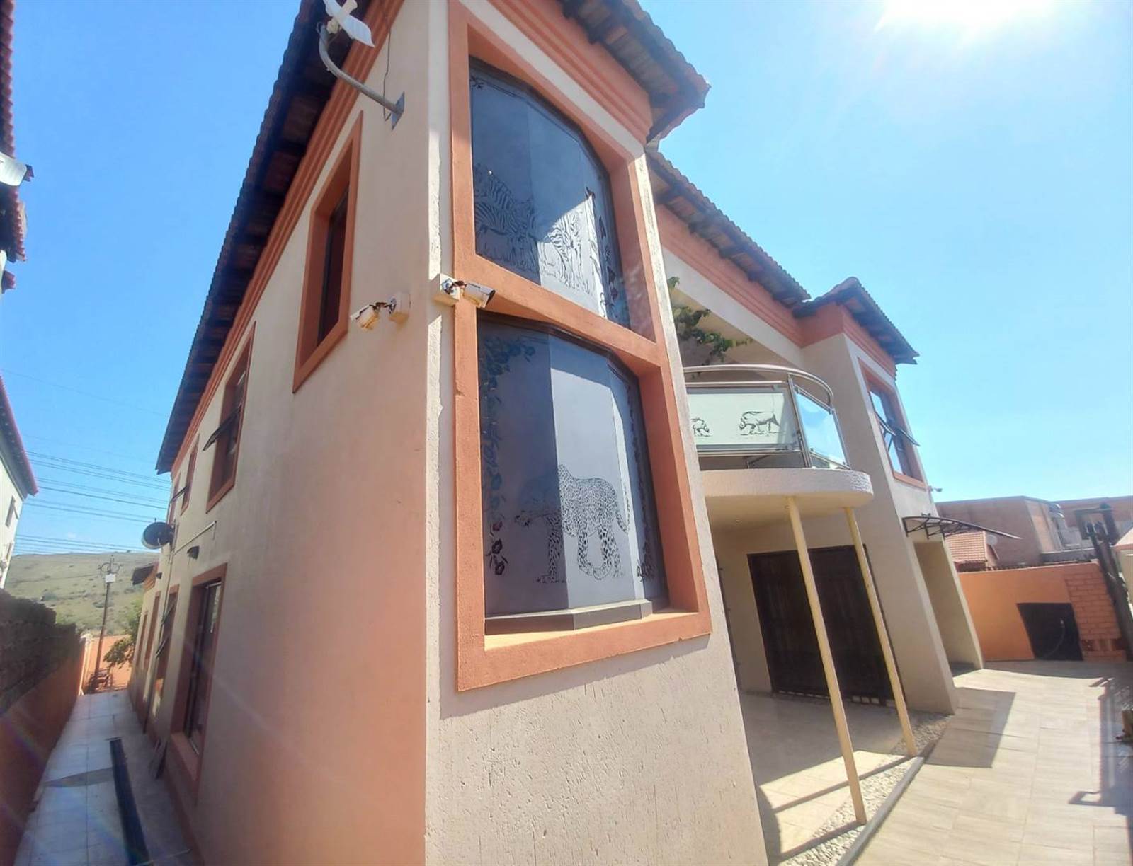 5 Bed House in Atteridgeville photo number 8