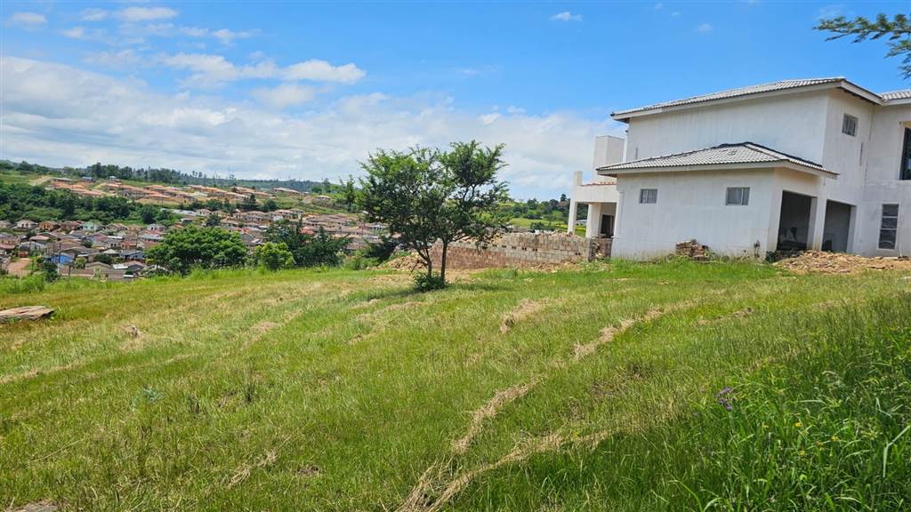 783 m² Land available in Bishopstowe photo number 4
