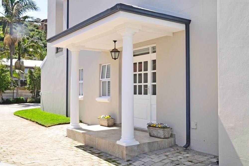 4 Bed House in Outeniqua Strand photo number 11