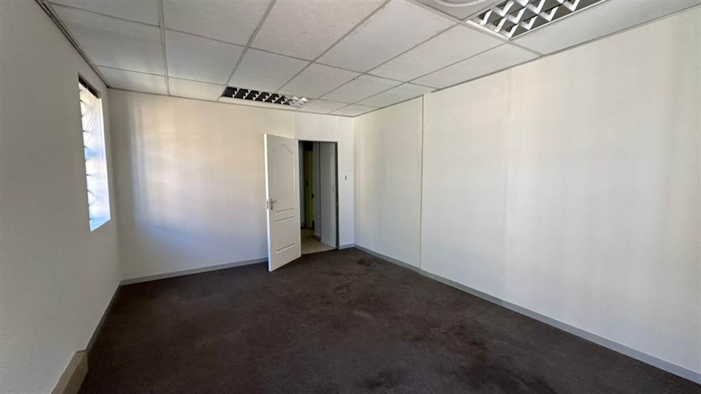 2689  m² Commercial space in Highveld photo number 14