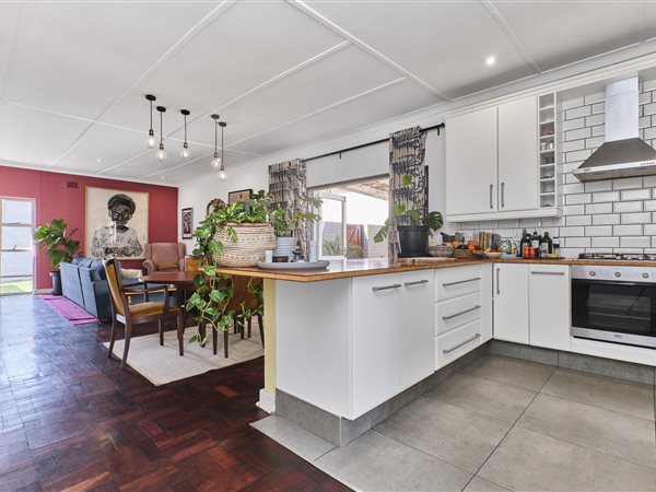 2 Bedroom House 2 Bedroom House