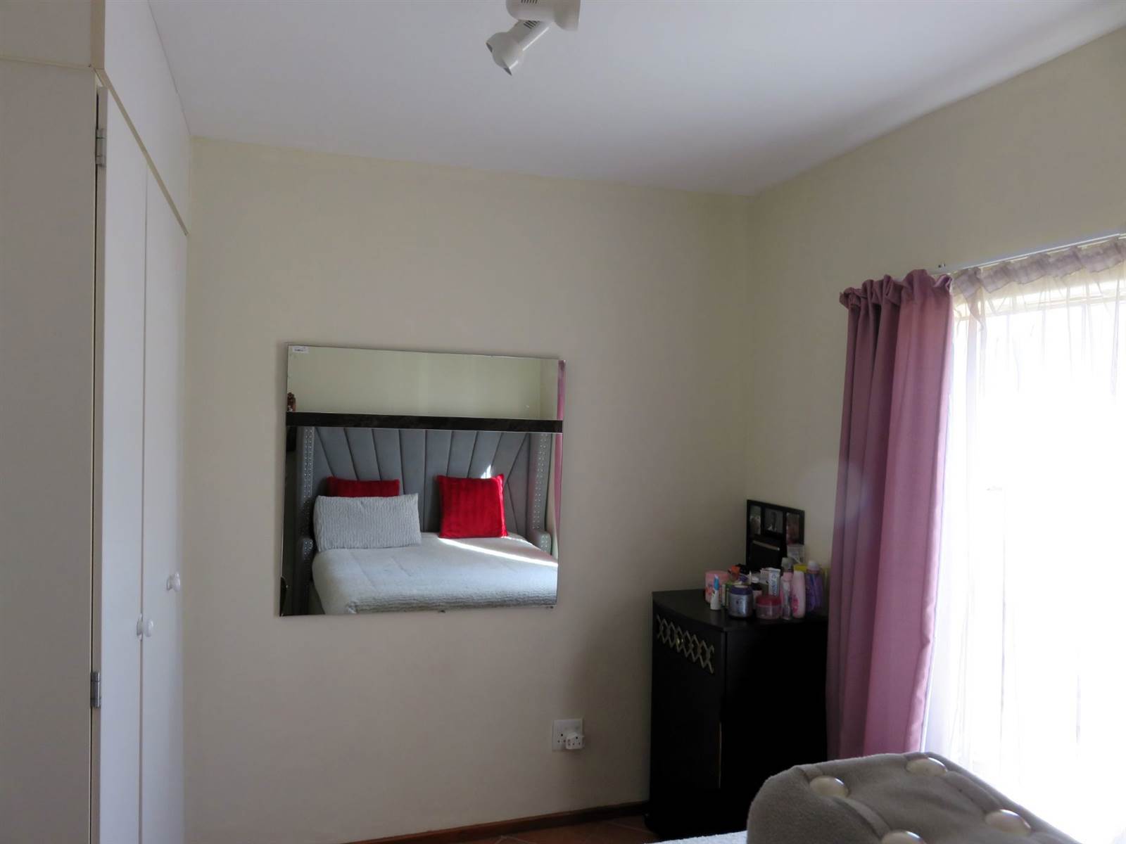 2 Bed Apartment in Terenure photo number 13