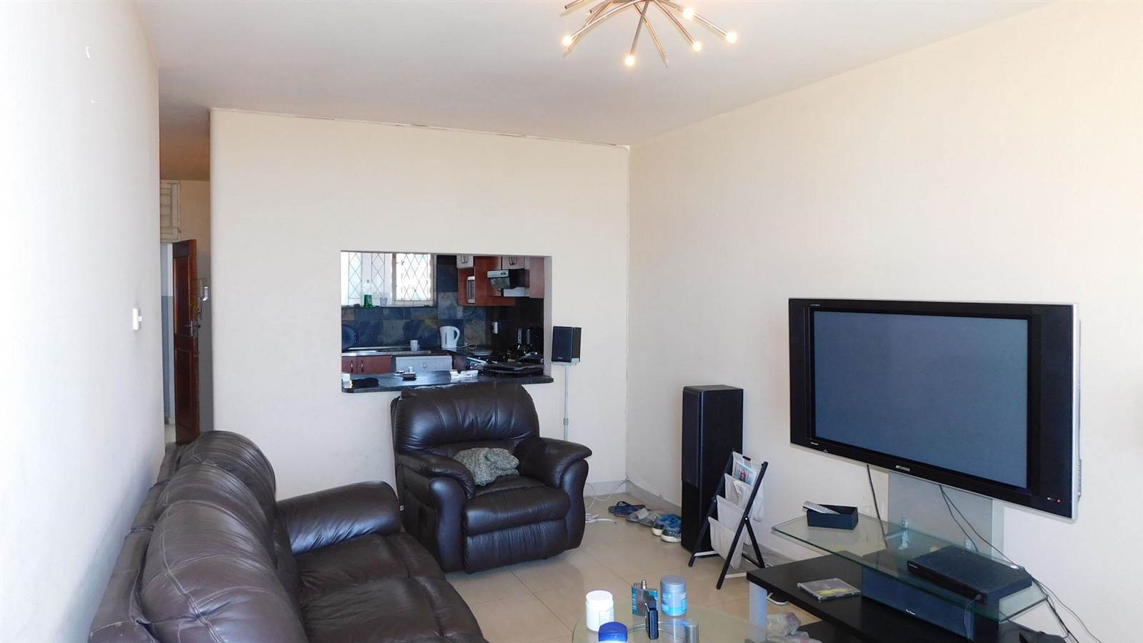 2 Bed Townhouse in Windermere photo number 8