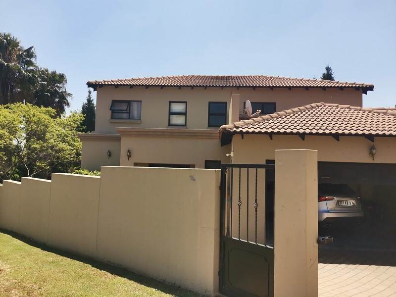 3 Bed House in Kyalami Hills photo number 1