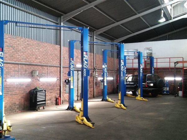 600  m² Industrial space in Krugersdorp Central