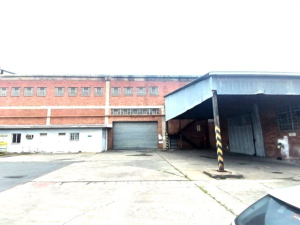 3 140  m² Industrial space